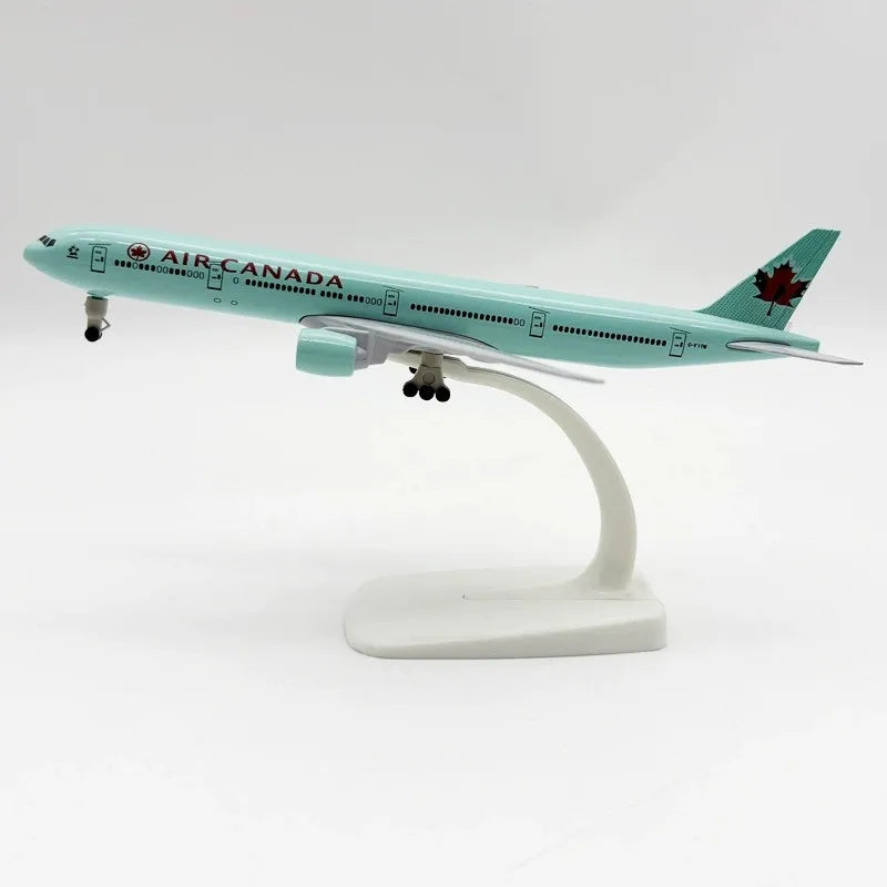 1/400 Scale 20CM Alloy Antonov An-225 "Mriya" A380 330 747 777 Airplane Diecast Model Child Toy For Gift Collectible Miniatures