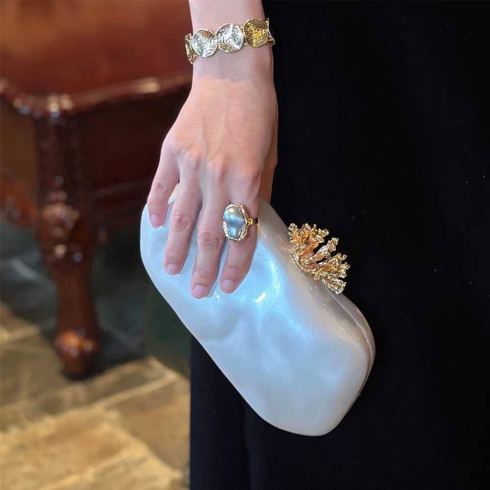 2026 New Shoulder Bag For Women Acrylic Alloy Flower Shell Bag Ladies Fashion Wedding Banquet Evening Bag Bridal Handbag Clutch Purse