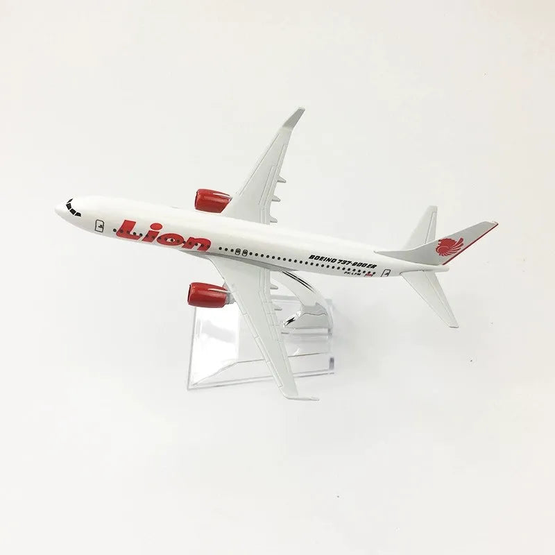 16cm b737 Lion Air Aeroplane model Metal 1/400 Scale Planes With Stand Simulation Airliner Toy Airplane for Boys Gift