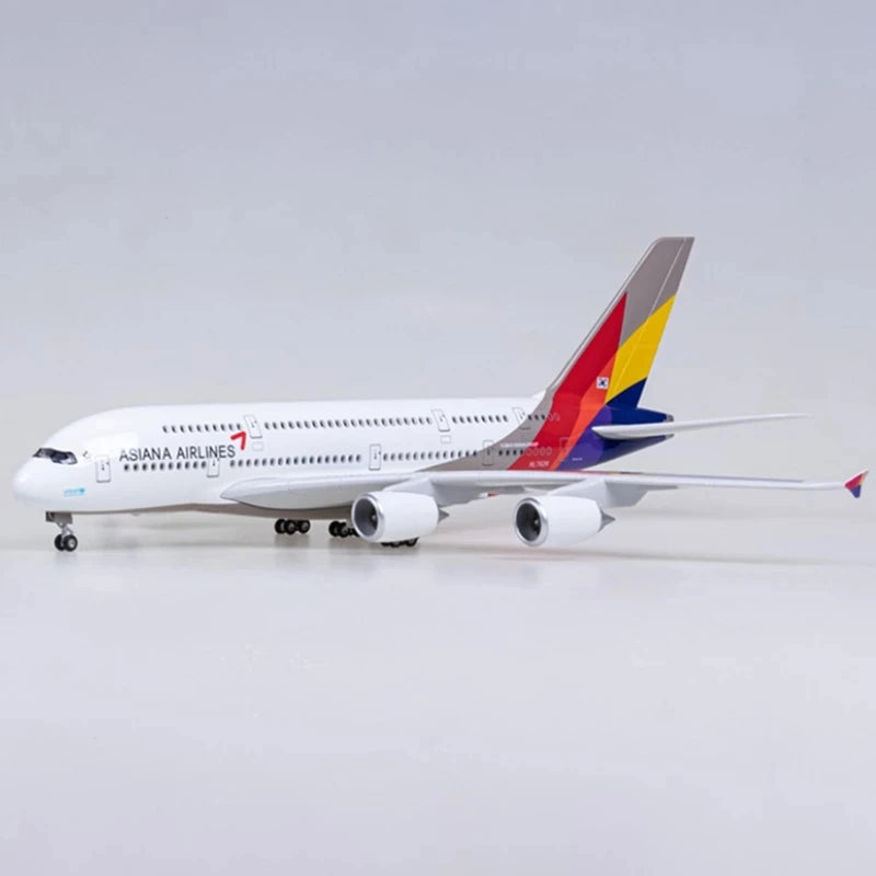 Asiana Airlines A380 Passenger Aircraft Metal Model 1:160 Scale 45cm Resin Material Features Lights and Tires Collector's Grade