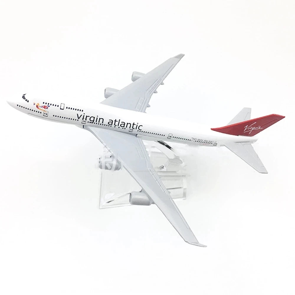 16CM Toy planes B747 British Virgin Atlantic Aircraft Model Passenger Alloy Metal airplane diecast Collectible Gift Display
