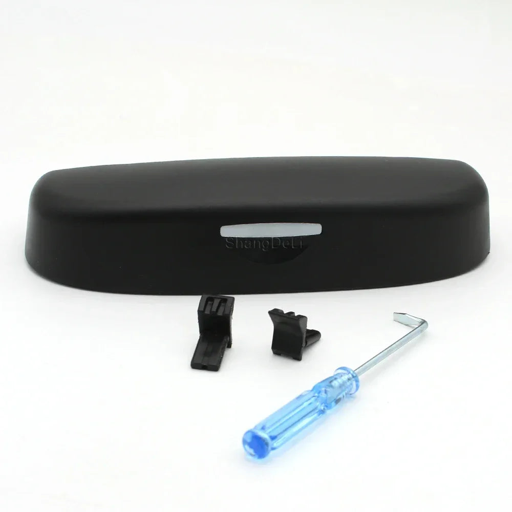 1PC Car Glasses Case Sun Glasses Holder Sunglasses Box for BMW 1 3 5 Series X1 X3 F25 X5 F10 F11 F18 F80 F20 F21 F32 F33 F35 F48
