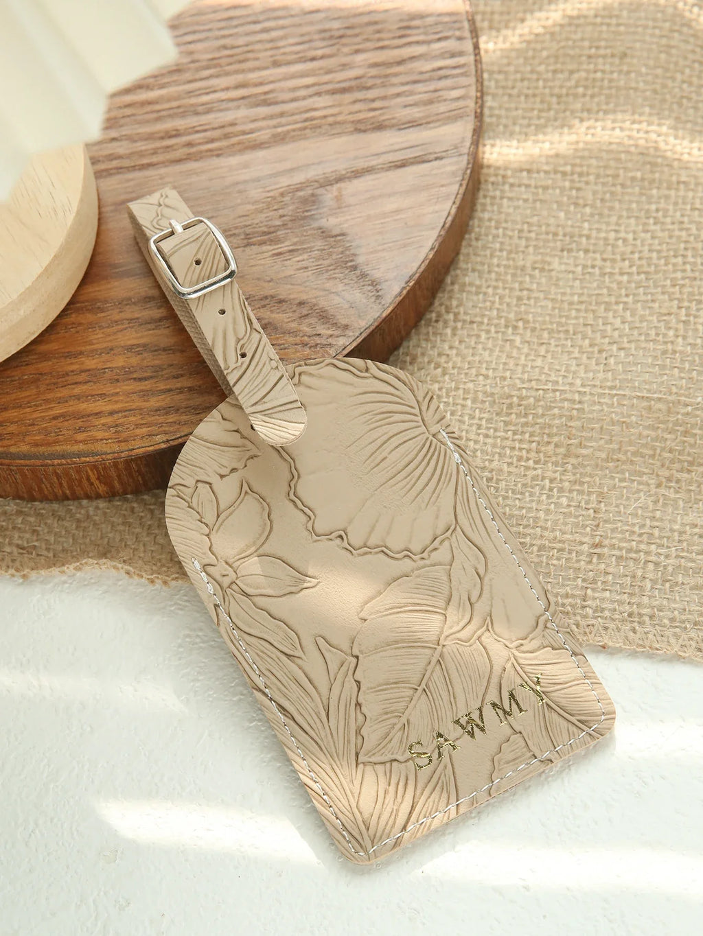 1PC Custom Name Luggage Tag for Suitcases with Carving Flower Patterns Personalized Vegan Leather Tag With Privacy Name Card