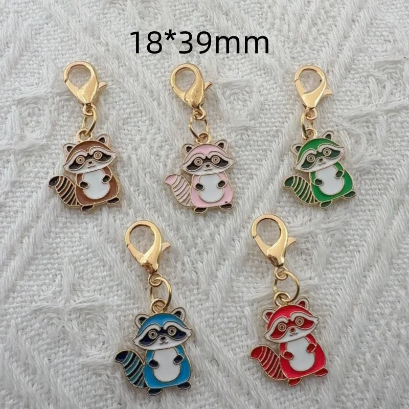 5PCS alloy cartoon squirrel keychain, suitable for bag hanging accessories, the best choice for gifts