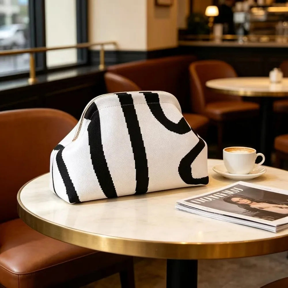 Beach bag irregular stripe knit bag women's fashion commuting versatile stripe bag makeup bag woven clutch bag