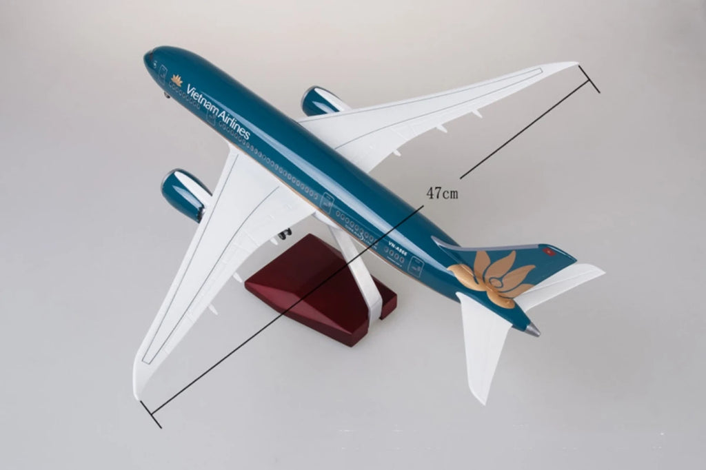 1/130 Aircraft Toy Models B787 Vietnam Airlines 47cm Model Planes Boy Toys With Light Wheeled Landing Gear For Collected Gift