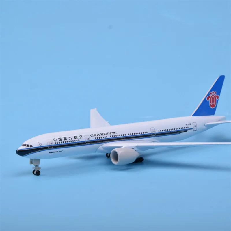 20cm China Southern Airlines B777 Toy Airplane Model Metal Diecast aircraft Model Kits for Collections and Displays or Boy Gift
