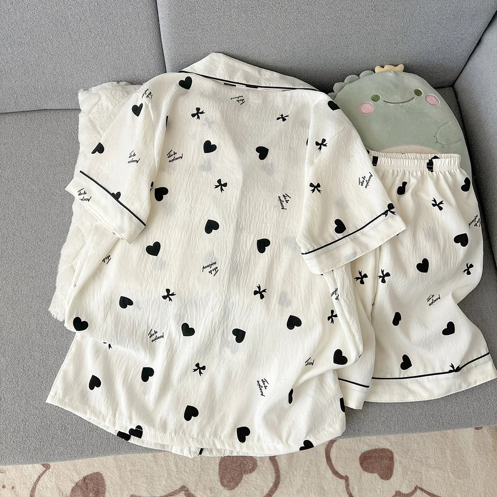 Women's Summer Thin Pajamas with Heart-Shaped Pattern, Short-Sleeved Shorts, Sweet and Cute, Can Be Worn Outside in Summer, Two-Piece Home Wear Set