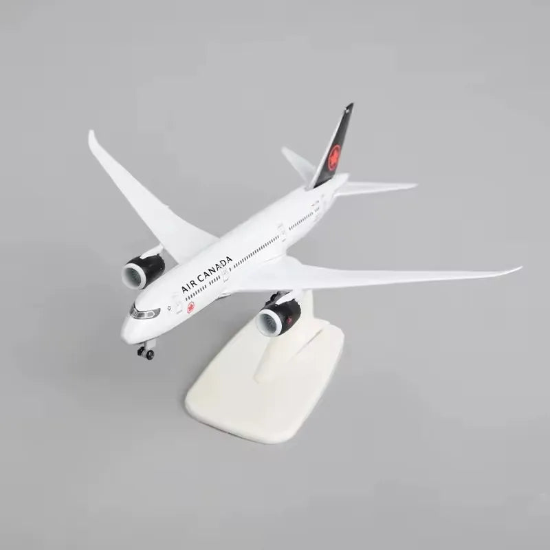 20CM 1:400 for B787 Canada Airlines Plane Diecast Alloy Aircraft Model Reception Area Ornament Suitable for Gift Giving