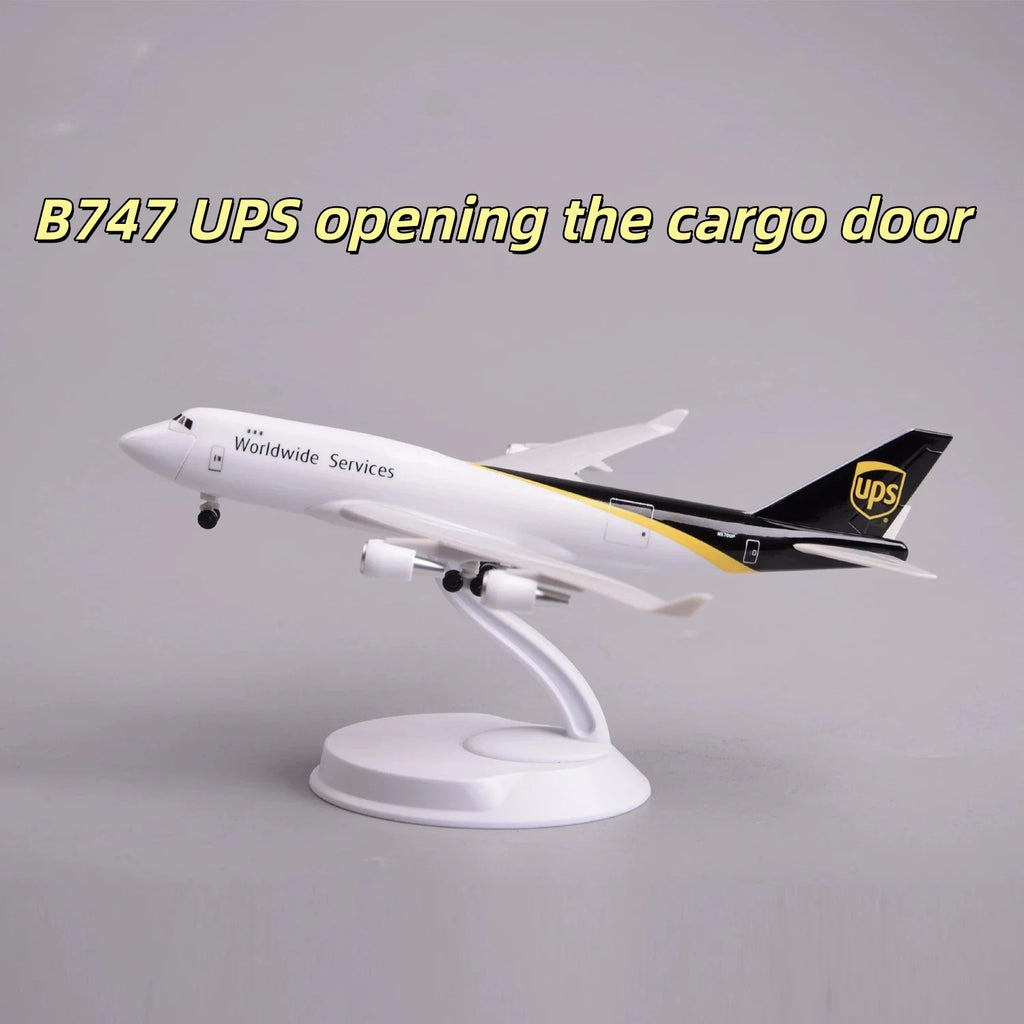20cm Scale Aircraft Open Cargo Door UPS B747 Cargo Aircraft Model Adults Fun Toy Airplane Diecast ABS Gift Collectible Miniature