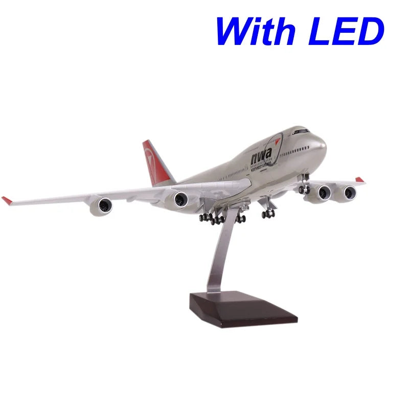 47cm Toys Model Airplane A320 B737 B747 B777 B787 MD-11 American Spirit NWA MD11 Resin Plane With Light Collection