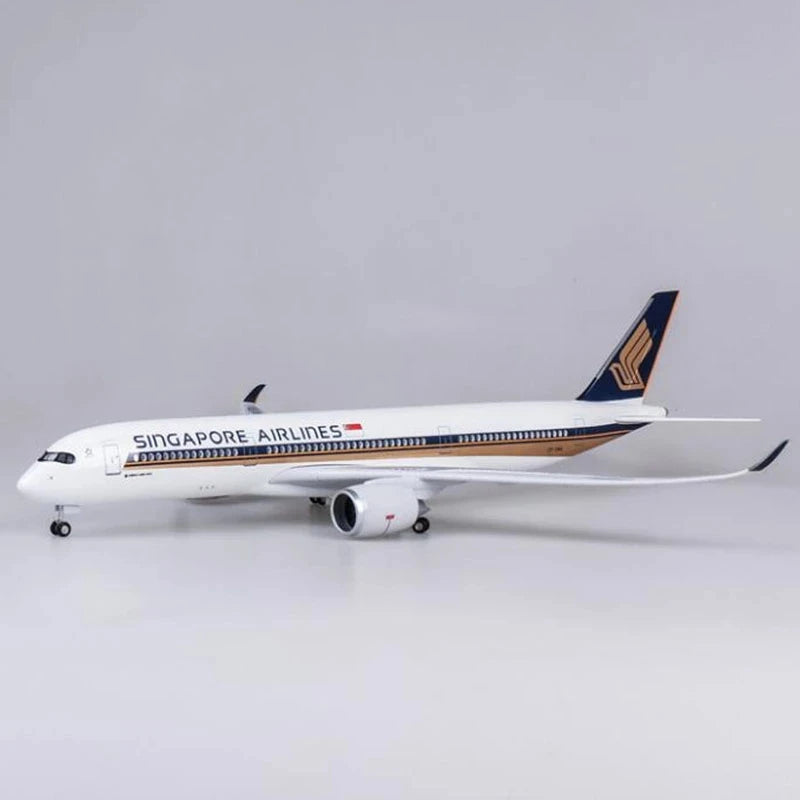 Airbus A350 Singapore Airways Diecast Resin Model 1/142 Scale 47CM with Lights And Wheels for Plane Collection Gifts