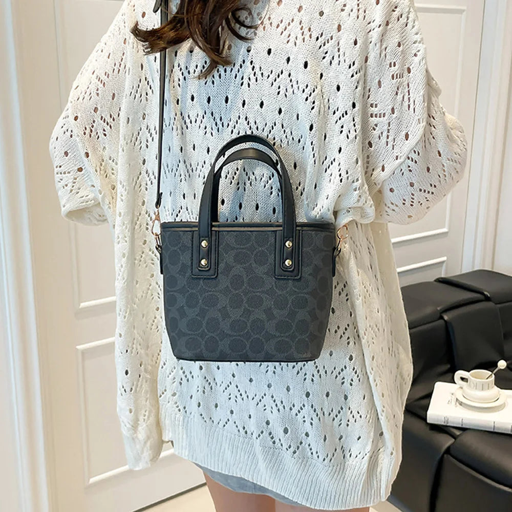 Fashion Texture Trendy Bag for Women 2025 Autumn New Fashion Crossbody Bag Korean Edition Instagram Handbag Bucket Bag