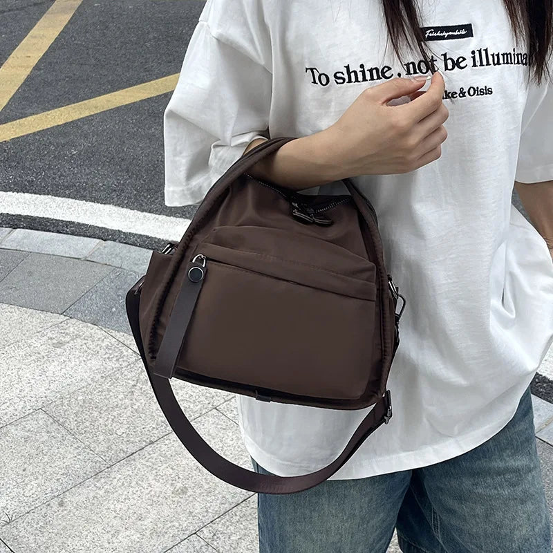 Fashion Women's Shoulder Bag Simple Multiple Pockets Crossbody Bag Decorated With Tassels Handbags Daily Commuting