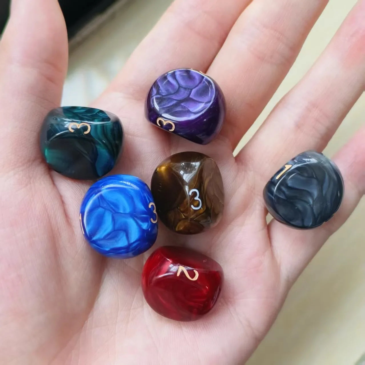 10Pcs/set New Digital Multi-faceted Dice D3 Game 3-Sided Board Game Dice New Year gift 6 colors