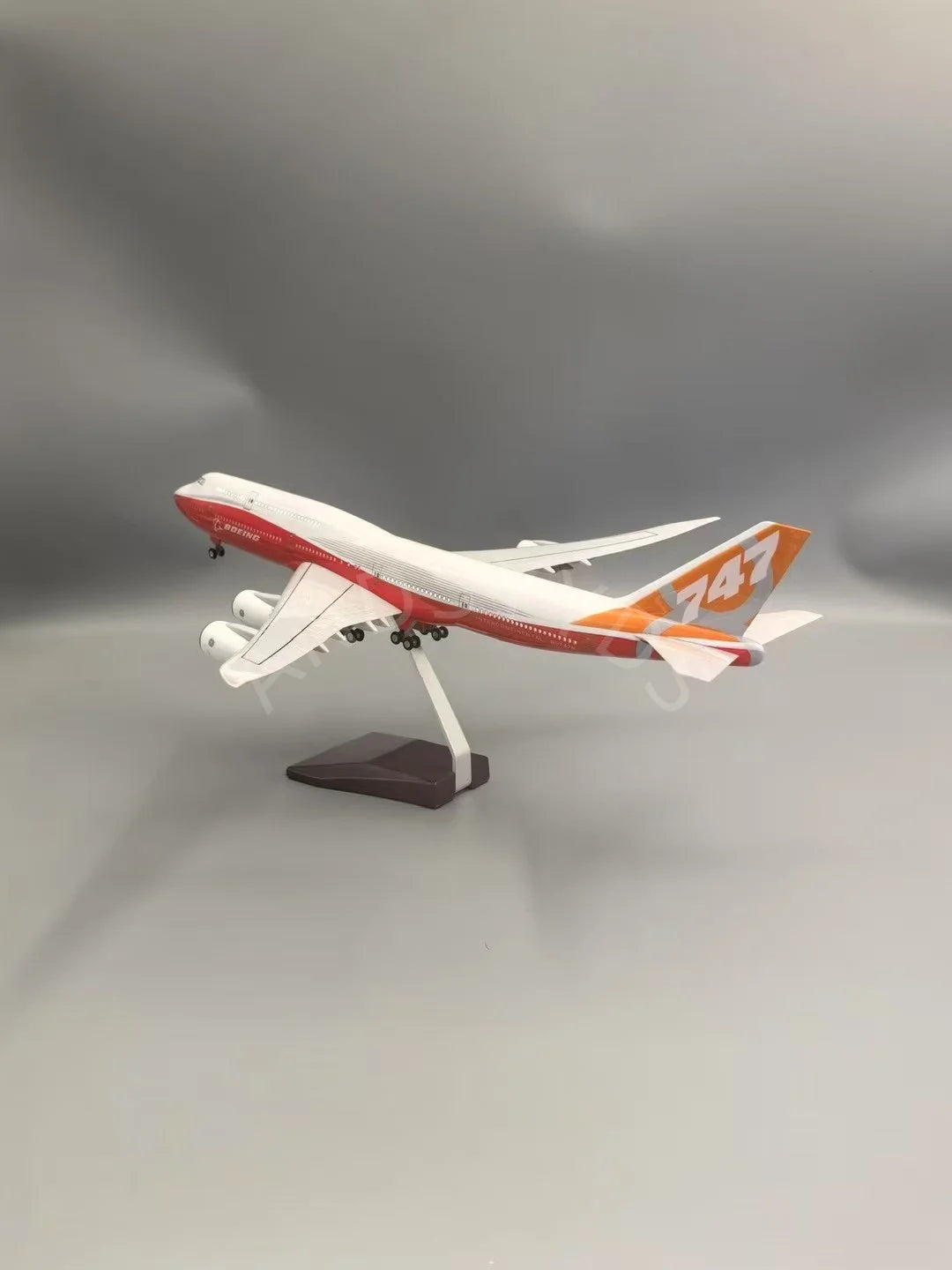 47CM Scale Plane B747-8 Prototype Airline With Base Landing Gears Ornament Resin Adults Fun Plane Model For Collection Gift