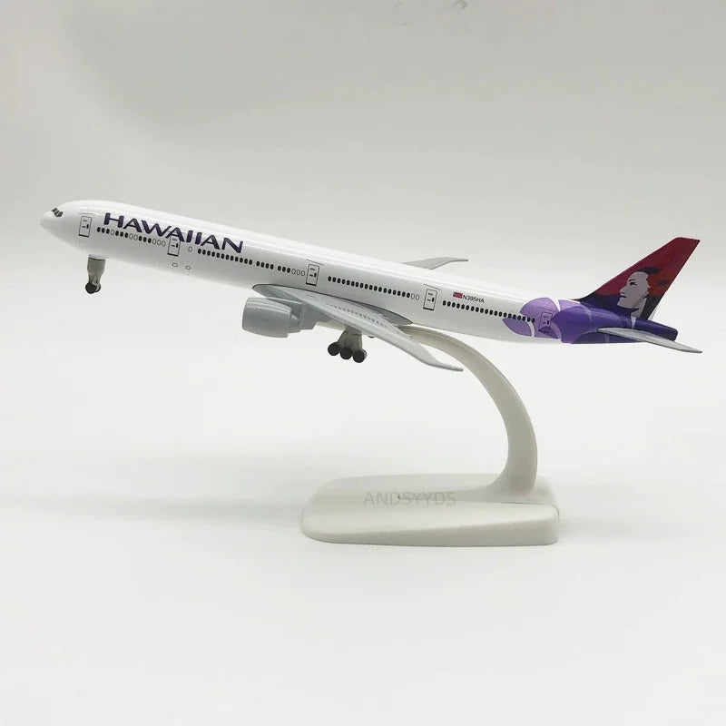1/400 Scale 20CM Alloy Antonov An-225 "Mriya" A380 330 747 777 Airplane Diecast Model Child Toy For Gift Collectible Miniatures