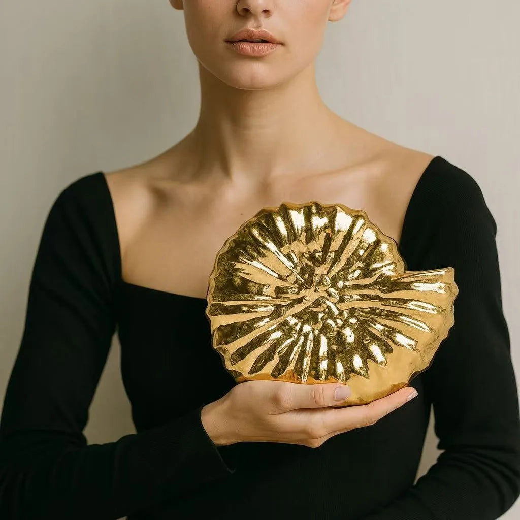 Snail bag iron box clutch bag fashion personality celebrity dinner