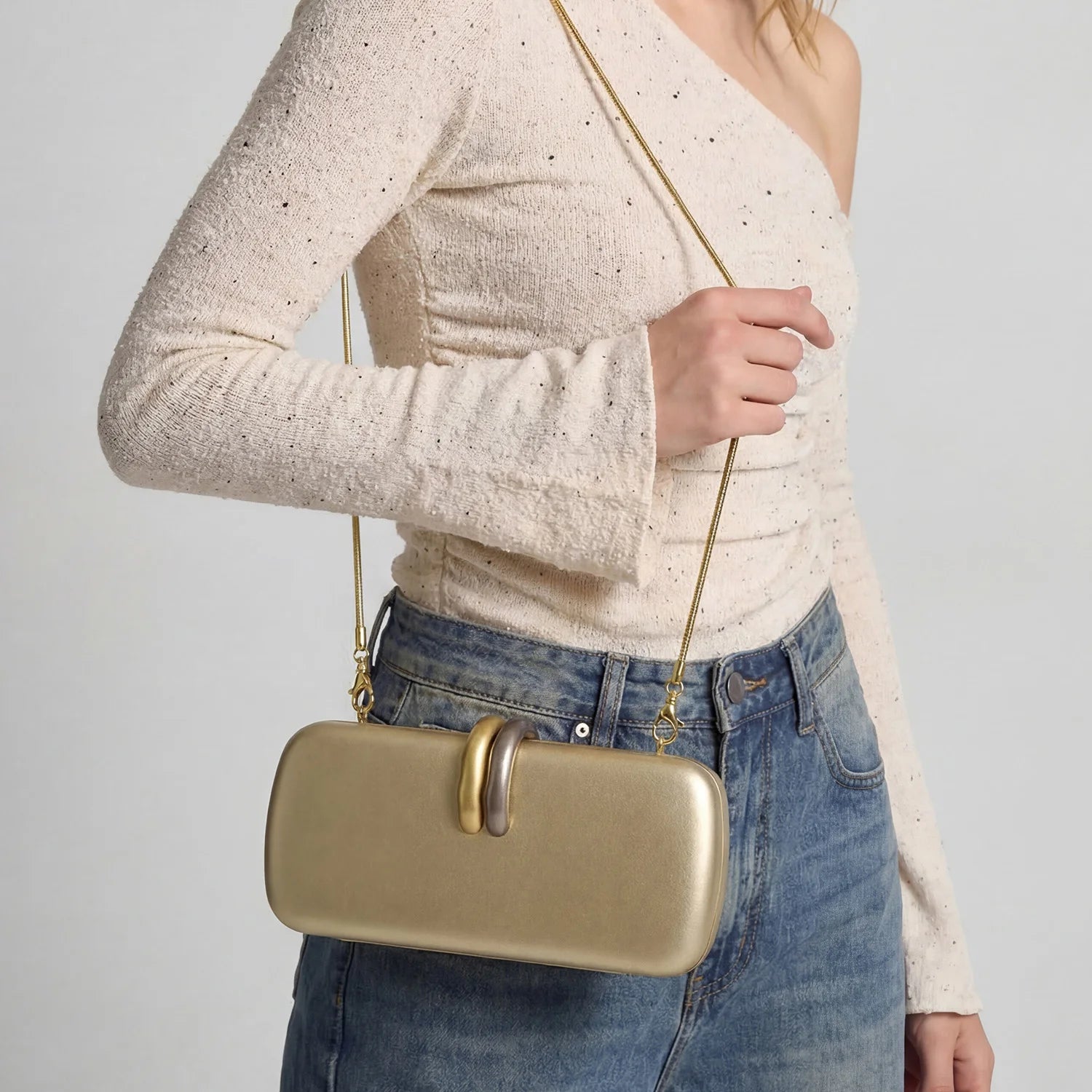 Fashion Women Handbag high-end metal double ring buckle design Evening Bag for Weddings,Parties,dance party Ladie’s CrossbodyBag