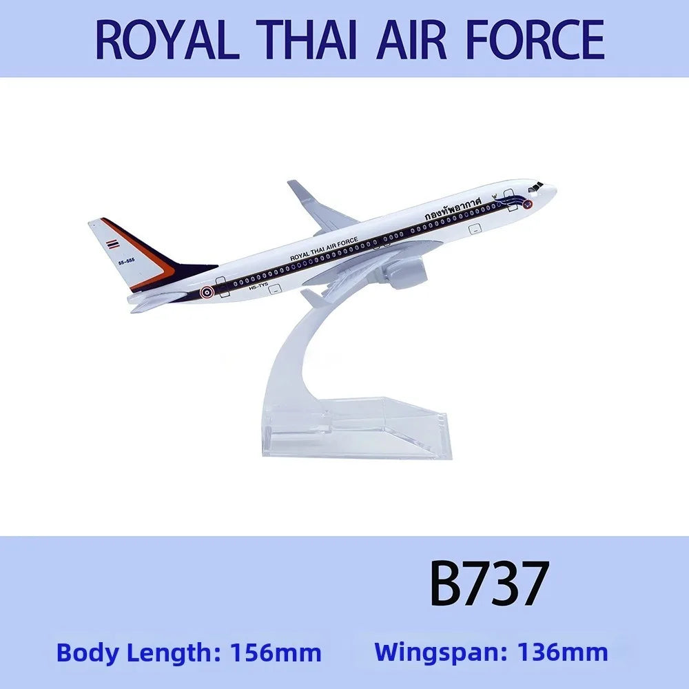 High Quality 15.6cm Brazil Air GOL Airlines Alloy 10 Styles Boeing B737 Airways Airplane Model 1/246 Scale Metal Planes