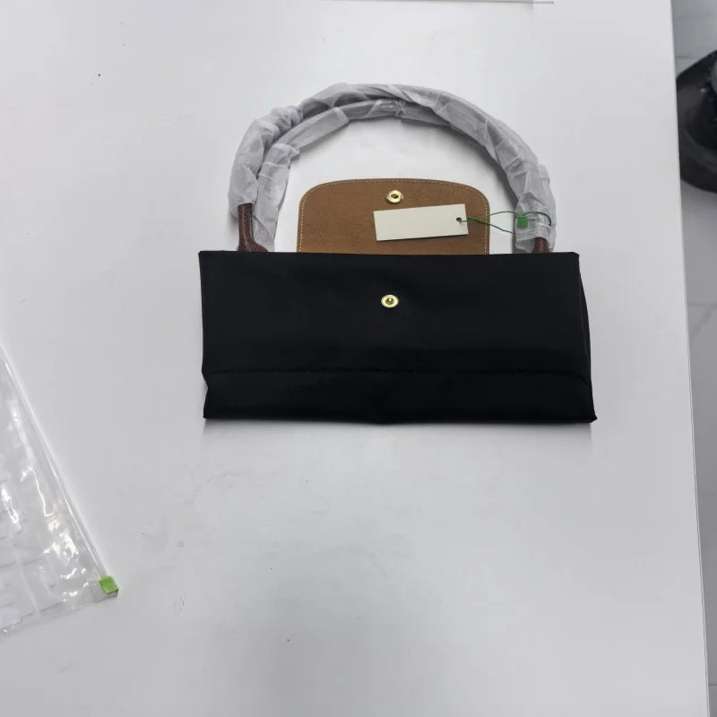 Classic Foldable Stray Bag Handbag Nylon Bag, Embroidered Design for Women