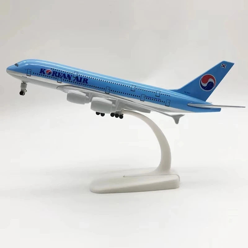 20cm Airplane Model Toy Korean Air A380 Diecast Airplane Model with Wheels Collectible Gift Airplan for Collections And Displays