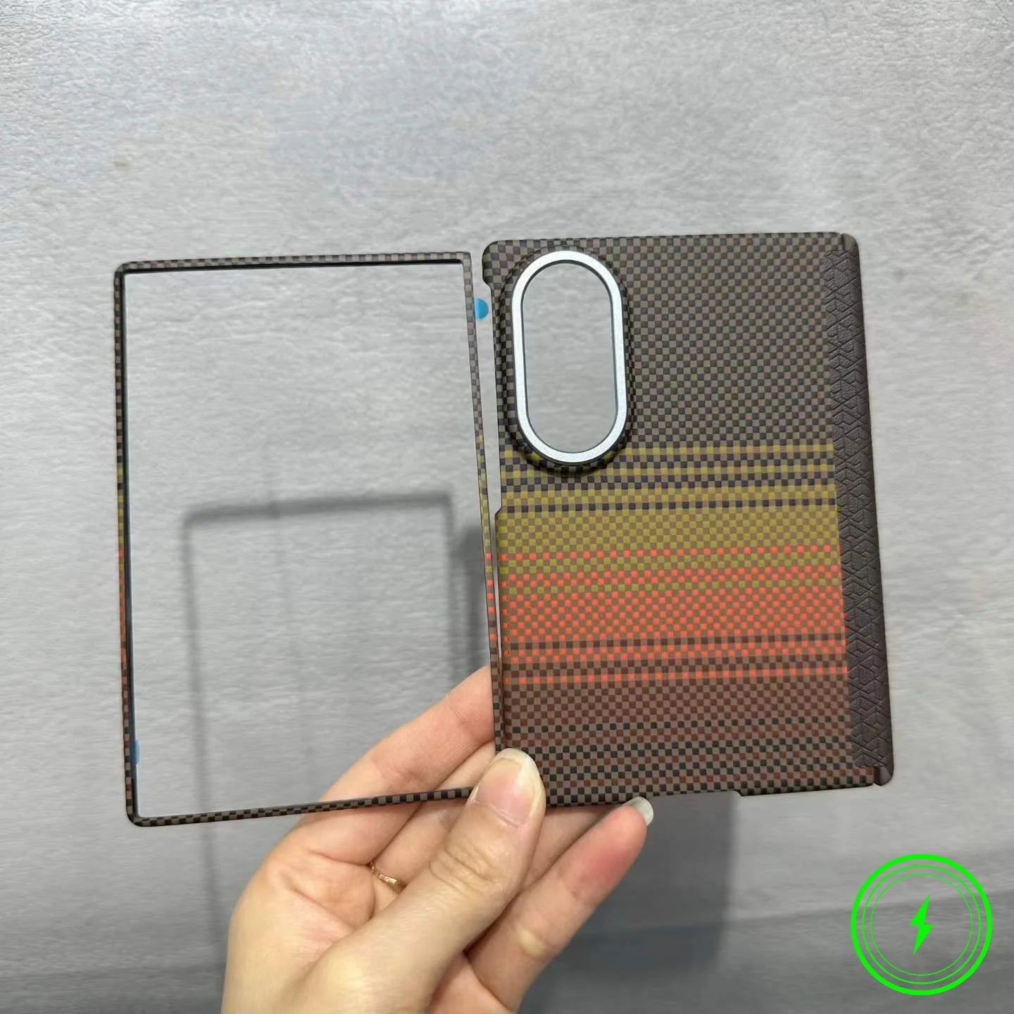 Luxury Busienss Nano-carving Carbon Fiber Texture Case for For Samsung Galaxy Z Fold 8 for Magsafe Hinge Alloy Lens Phone Cover