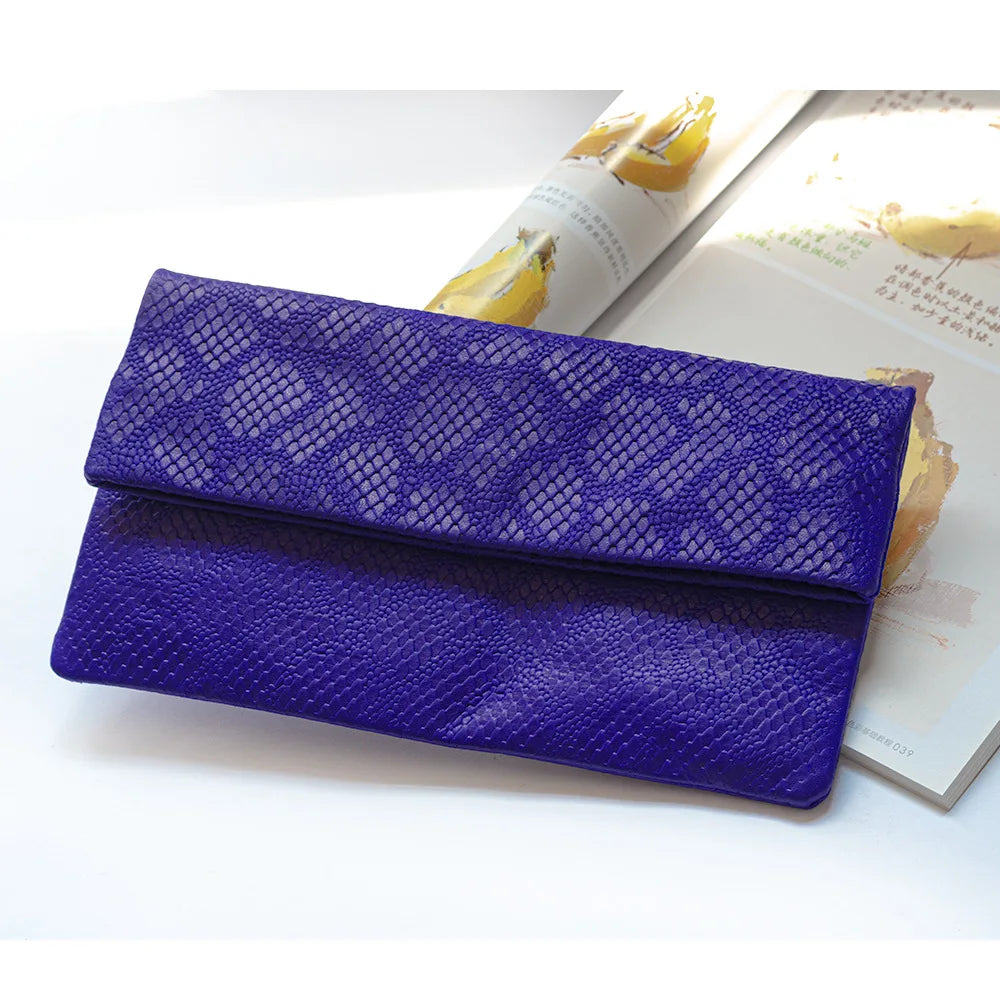 Sheepskin Snakeskin grain clutch bag Women's soft leather clutch  Mobile phone bag Large capacity envelope casual wholesale
