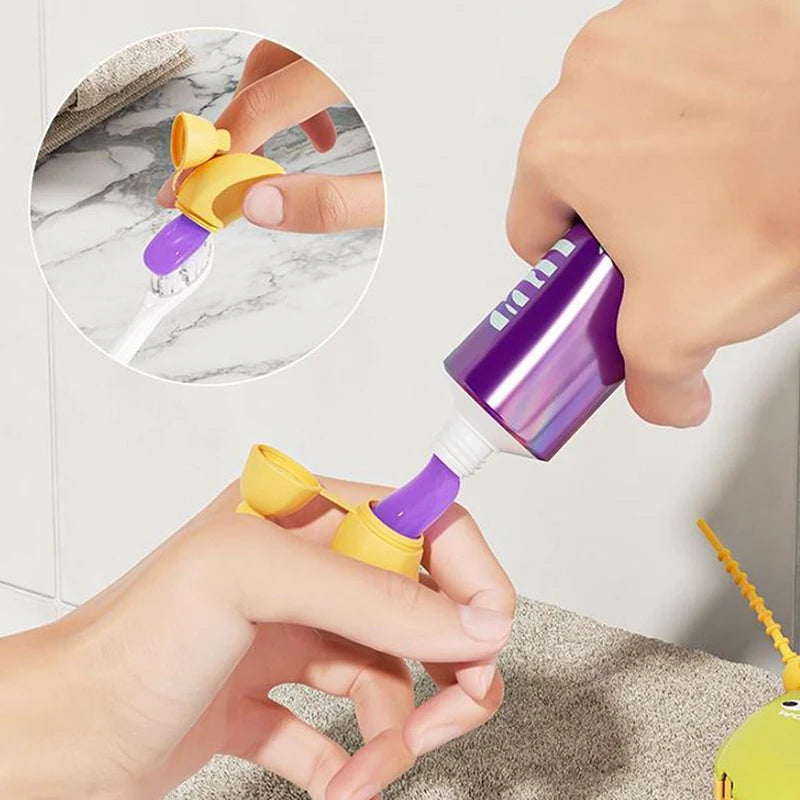 Travel Protector Case Portable Toothpaste Capsule Holder Dustproof Hiking Camping Organizer 2-in-1 Banana Toothbrush Head Cover