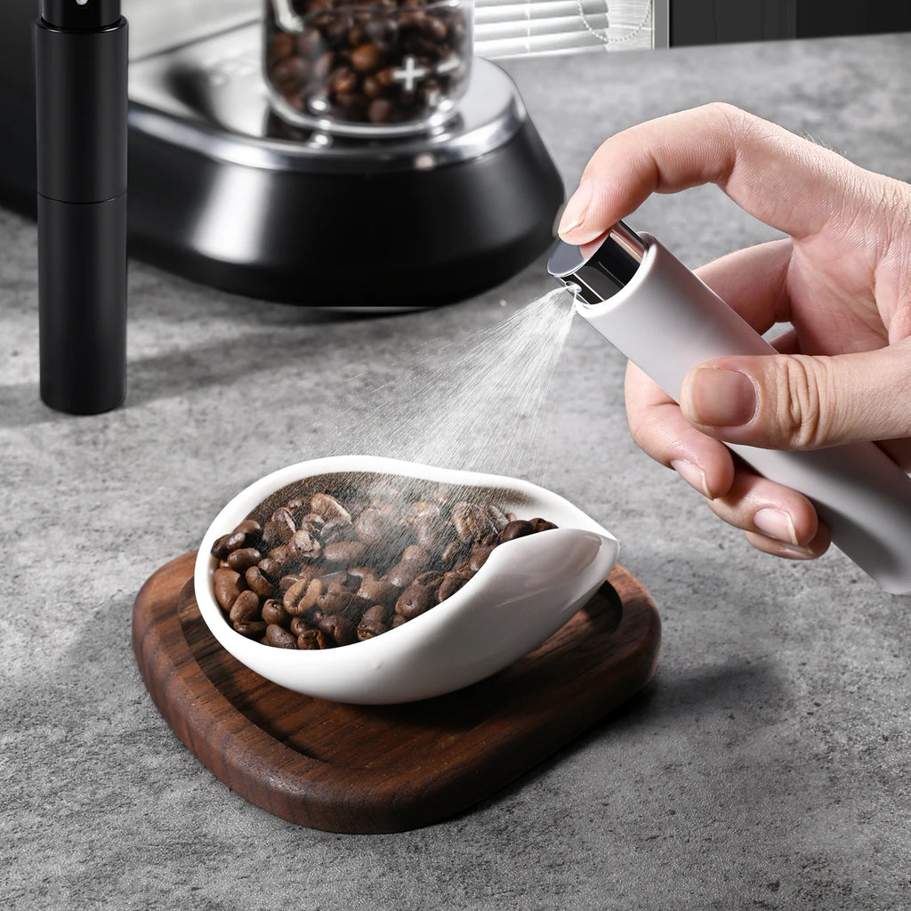 Portable Coffee Bean Spray Bottle Coffee Bean Spritzer Anti Fly Refillable RDT Sprayer Mini Sprayer Espresso Grinder Accessories