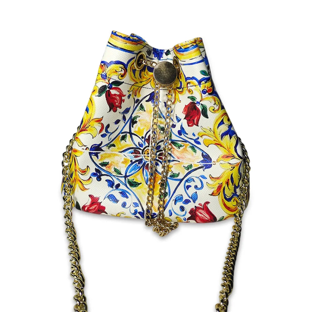 Crossbody Bag Bag Women's 2024 New Niche Luxury Bucket Bag Fashion Temperament Bridal Red Wedding Bag