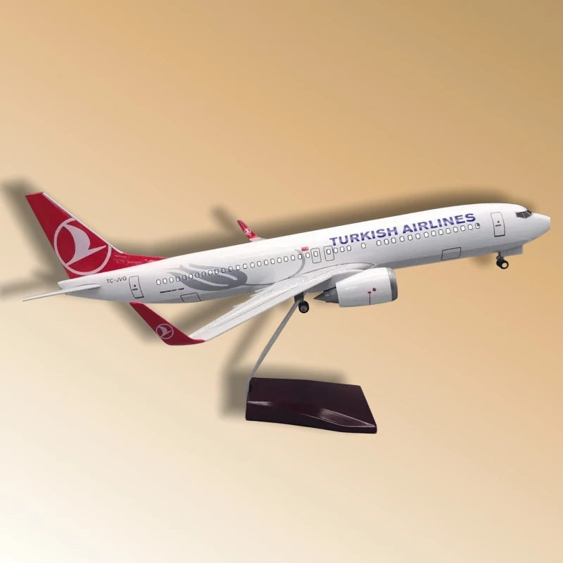 1:85 Scale Turkish Airlines Boeing 737 Model 47cm Die-Cast Resin with Lights and Moving Wheels Aviation Collectible