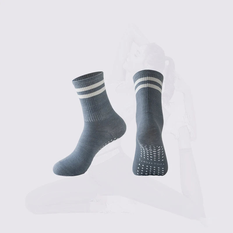 Dreamlikelin 1 Pair Women's Mid-Calf Yoga Socks Non-Slip Breathable & Sweat-Wicking Floor Socks for Pilates, Dance ,Workout |