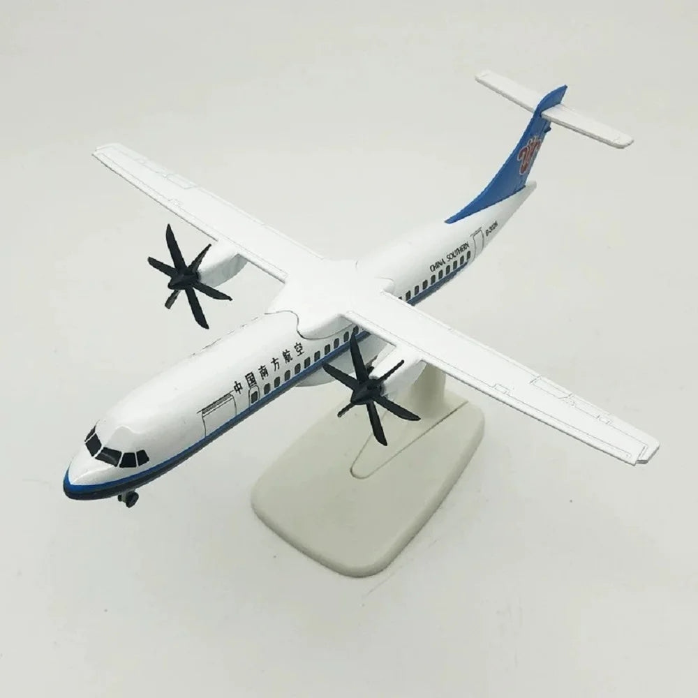 20cm Scale Diecast Metal Planes Southern Airlines ATR Airlines Child Toy With Landing Gear Plane Model Airplane Aircraft Model