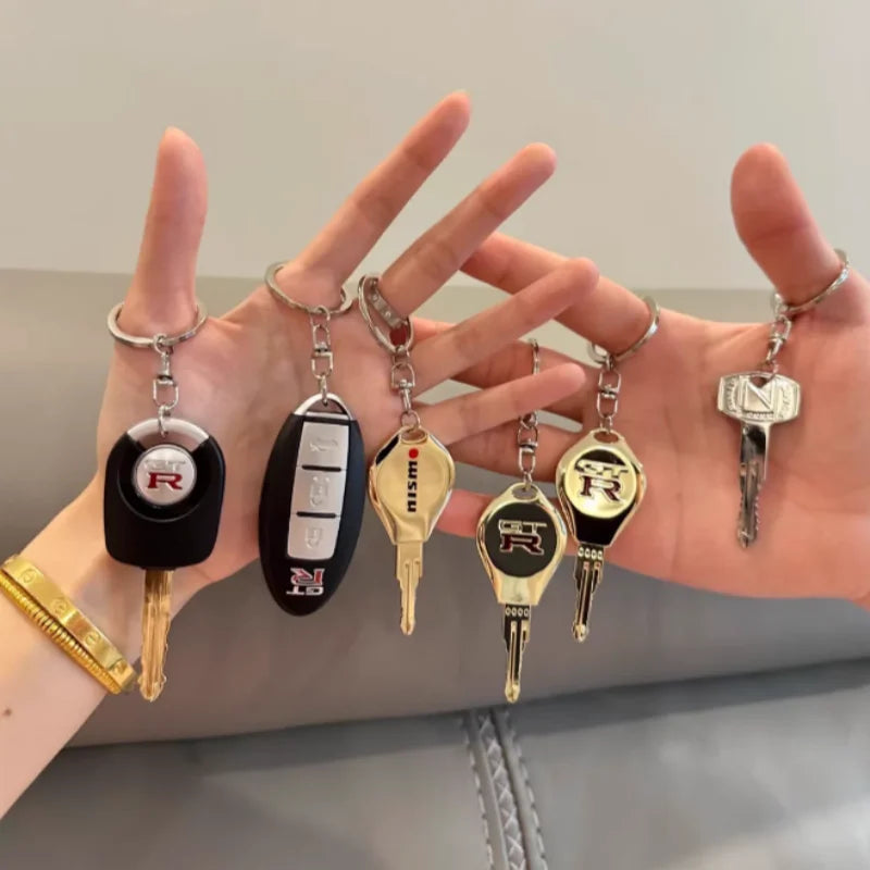 Genuine Simulation Gtr Car Key Keychain Car Key Model Bag Keychain Gashapon Creative Toys Accessories Ornament Fans Gift