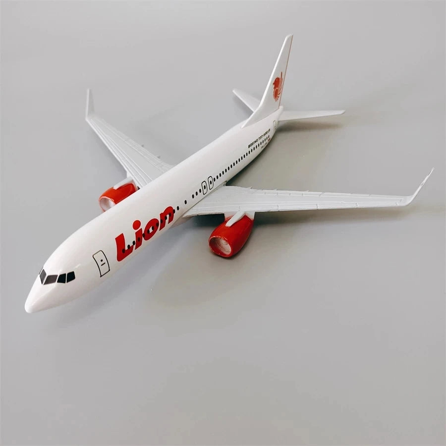 Alloy Metal 20cm B737 Air LION Airlines LION 737 Diecast Airplane Model Plane Model W Base Aircraft Gifts Toys Airplanes Decora