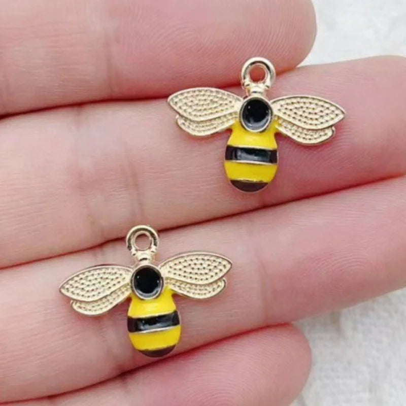 10pcs Cartoon Bee Anime DIY Alloy Drip Oil Pendant Accessories Phone Case Patch Decoration