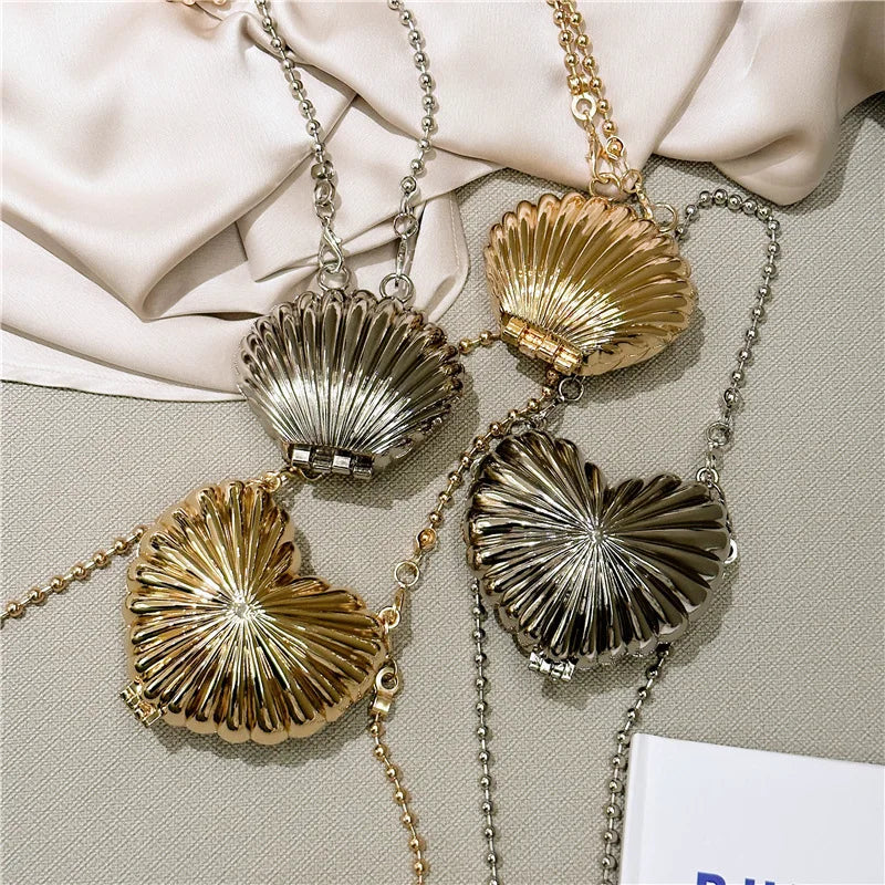 Luxury Designer Golden Silver Evening Bag Crossbody Shoulder Bags Handbag Mini Heart Pattern Clutch for Party Wedding