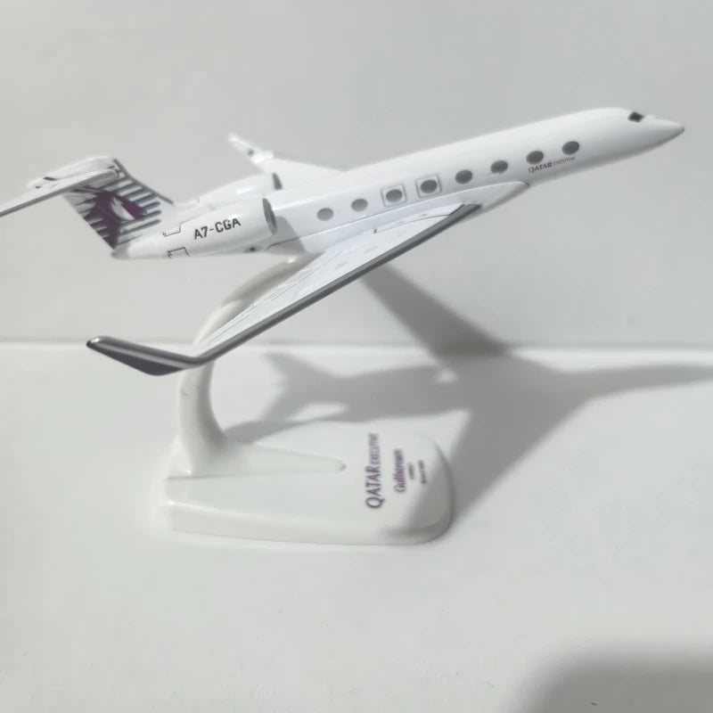 JASON TUTU Qatar Airways Gulfstream G650 Aircraft Diecast 1/200 Scale Planes Airplane Model Plane Model Gift