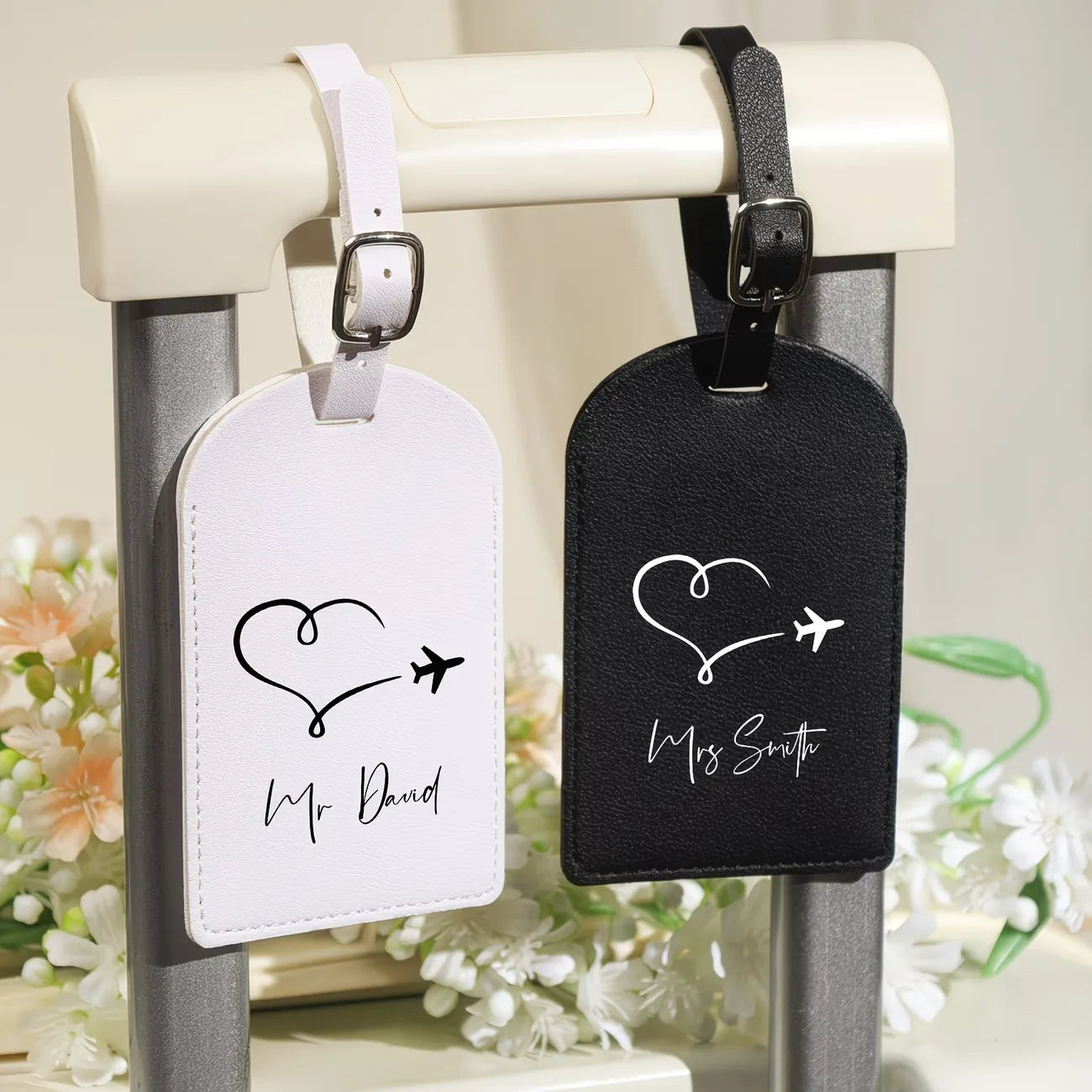 Custom Personalized Name Luggage Tags, Travel Accessories for Weddings and Birthday, Stylish Vintage Printed Luggage Identifiers