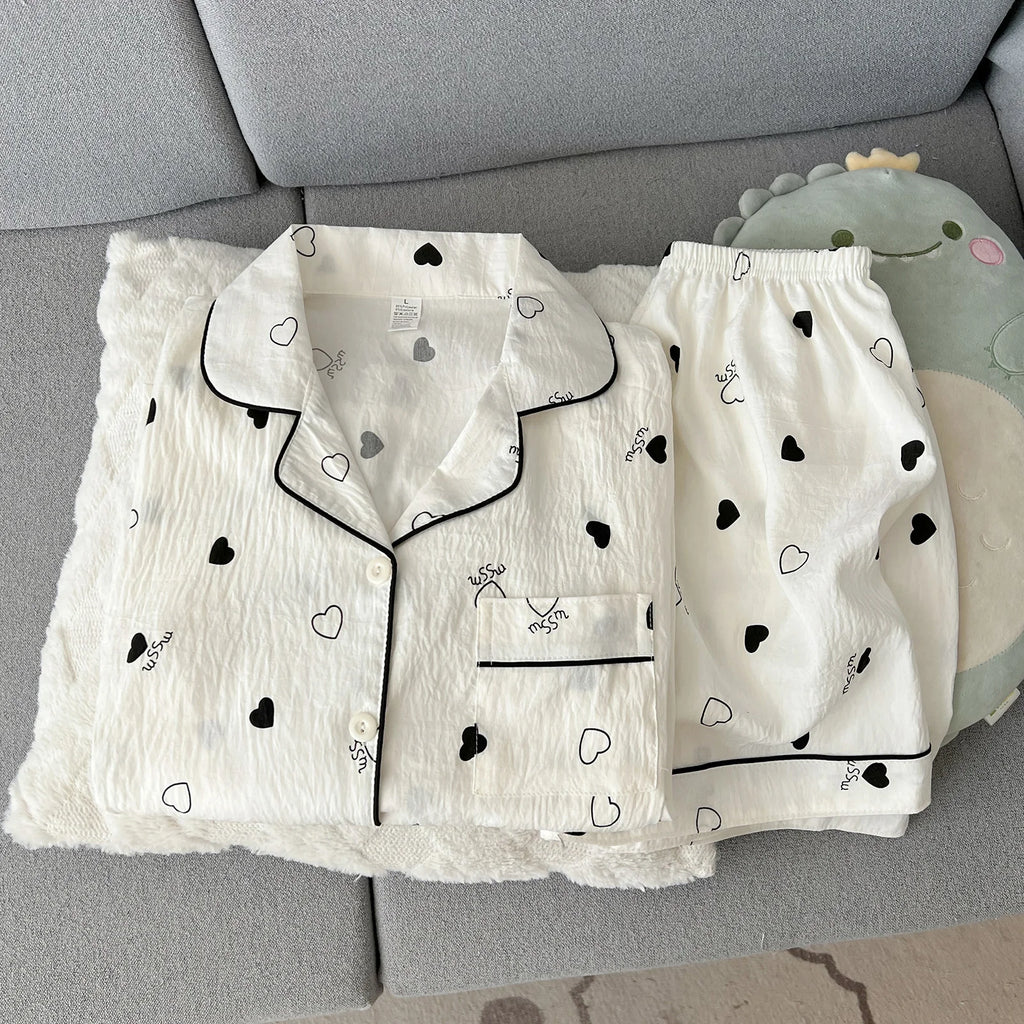Women's Summer Thin Pajamas with Heart-Shaped Pattern, Short-Sleeved Shorts, Sweet and Cute, Can Be Worn Outside in Summer, Two-Piece Home Wear Set
