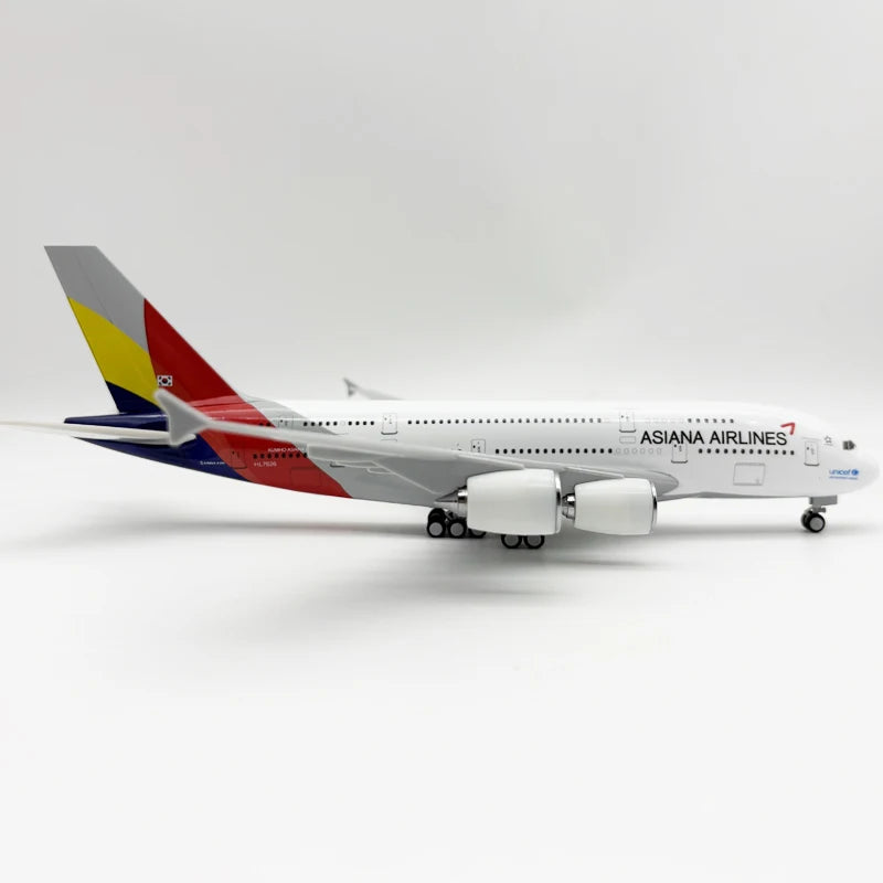 30cm Asiana A380 Airplane Model Toy Kit 1/240 Scale Diecast Resin Airplane Model With Stand Wheel For Display Collection or Gift