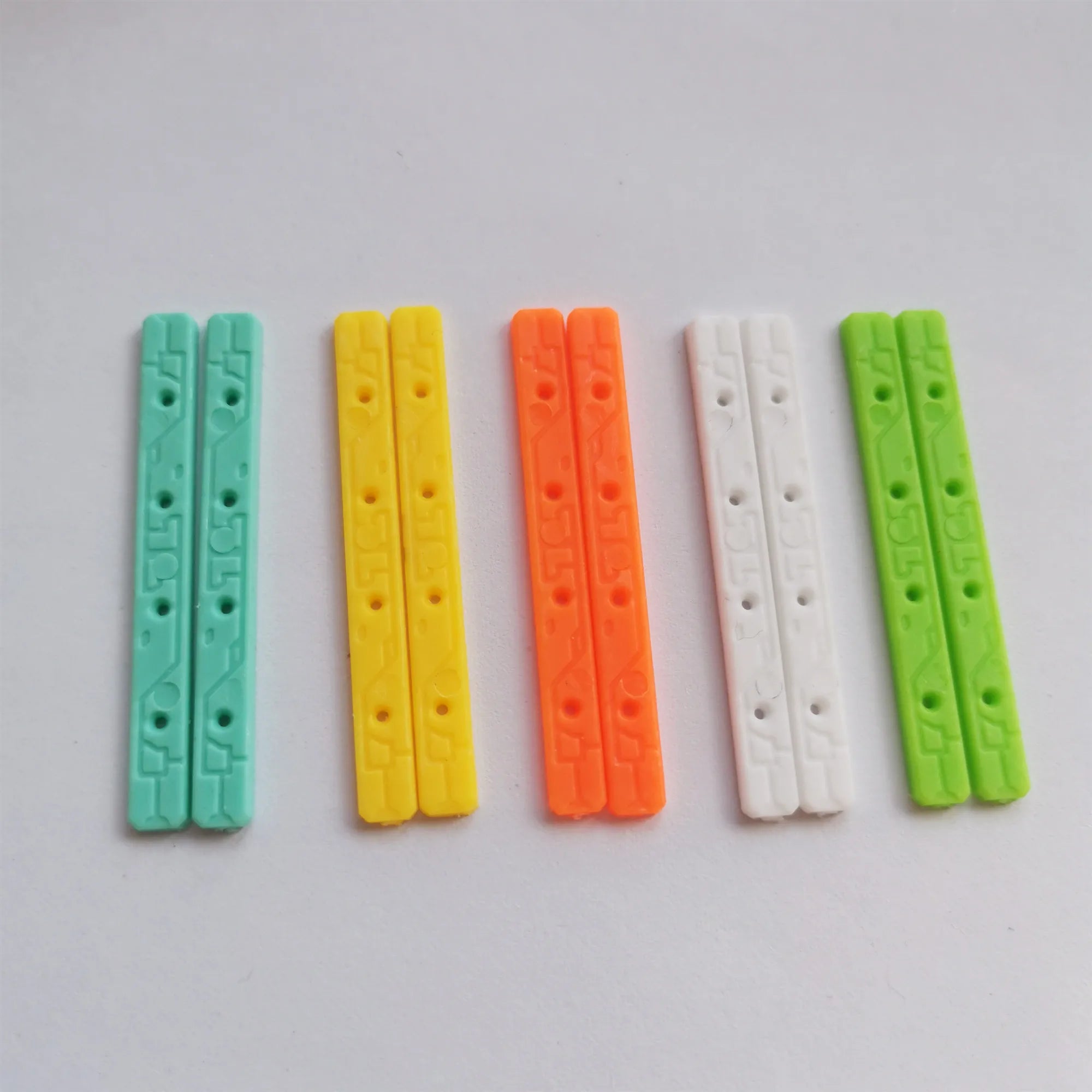 Fingerboard Board Rails with Screws New Shape