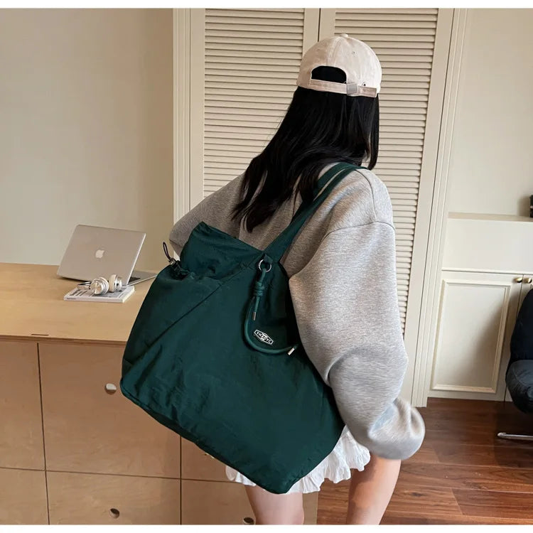 vacation spring outing, waterproof large-capacity shoulder bags, commuting to work, versatile accommodation luggage bags