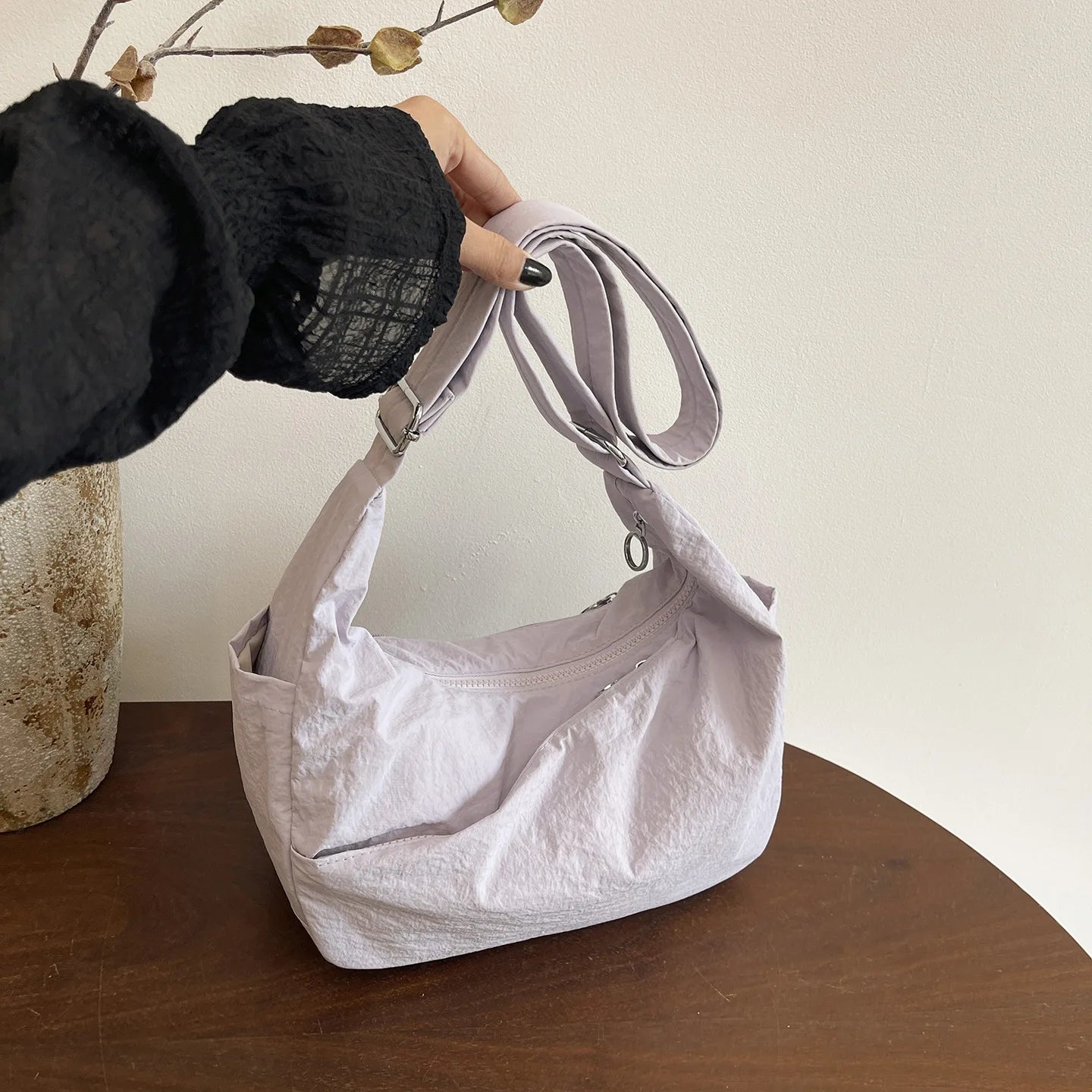 New Korean Style Fashion Nylon Shoulder Dumpling Bag  Large Capacity Lightweight Casual Crossbody Bag Daily Commuting Tote Bag