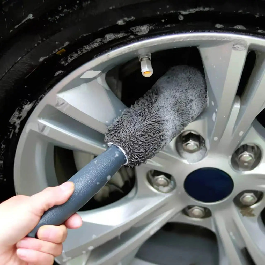 Microfiber Car Tire Brush - Effective Wheel Hub and Rim Cleaner - Perfect for Car Maintenance, Detailing, and Cleaning Supplies