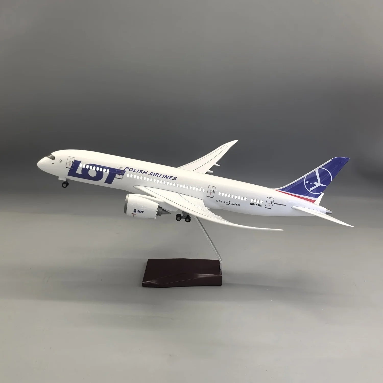 B787 LOT Polish Airways 43CM scale aircraft Model Resin kit for adults Airplane diecast Children toys Gift By Collectible