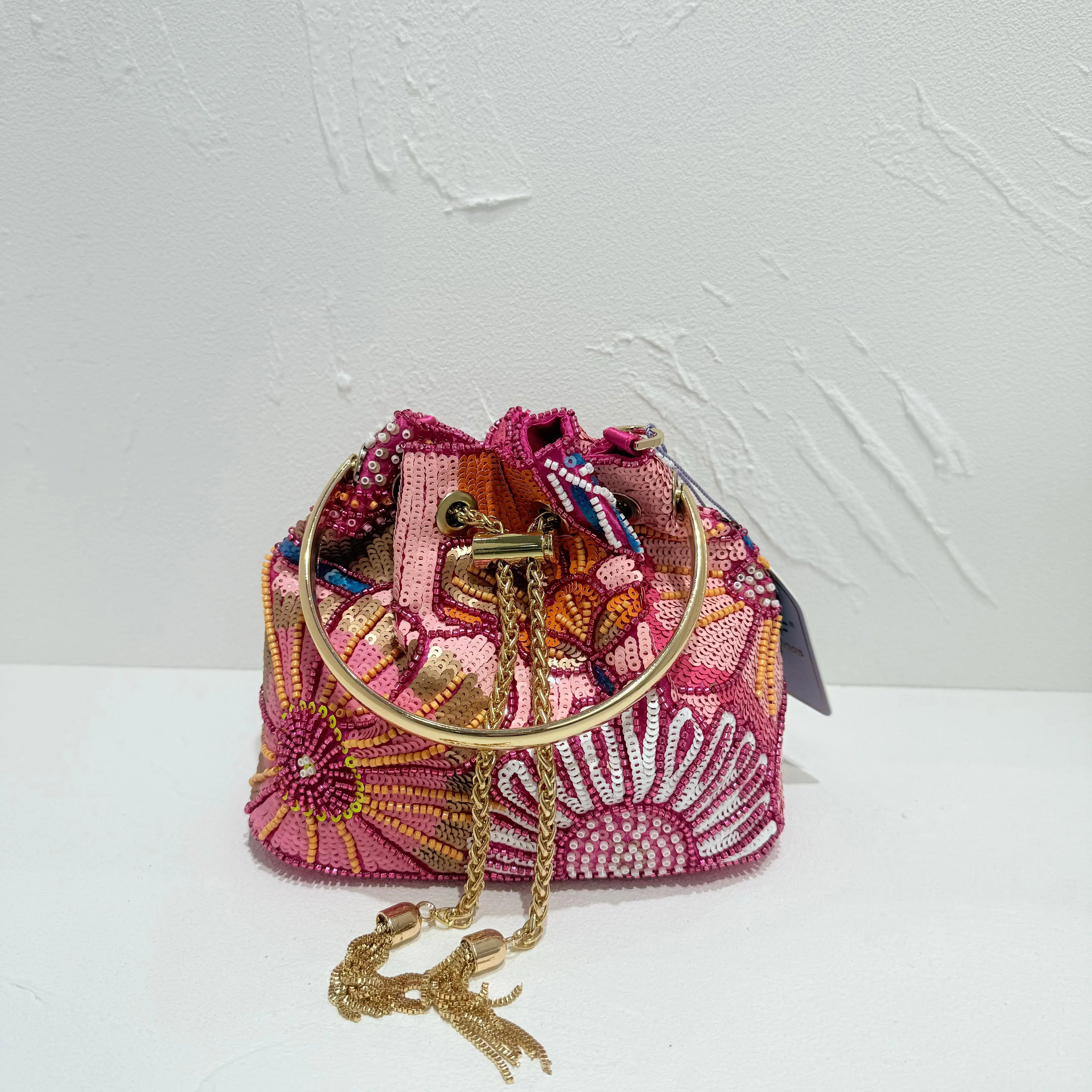 Women Bead Embroidery Shoulder Bag Women Fashionable Sequins Crossbody Chain Bucket Bag Handbag Shoulder Bags