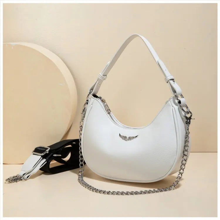 Fashionable Luxury Classic Diaper Bag for Women Elegant Leather Tote with Minimalist Design and Trendy Crossbody Messenger