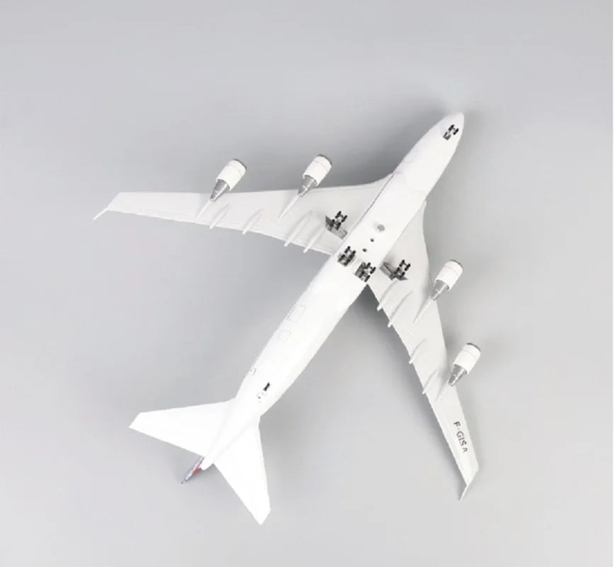 B747 Air France Airplane Model 1/150 Airline 747 Plane Model Light and Wheel Landing Gear Plastic Model Toy Collection or Gift